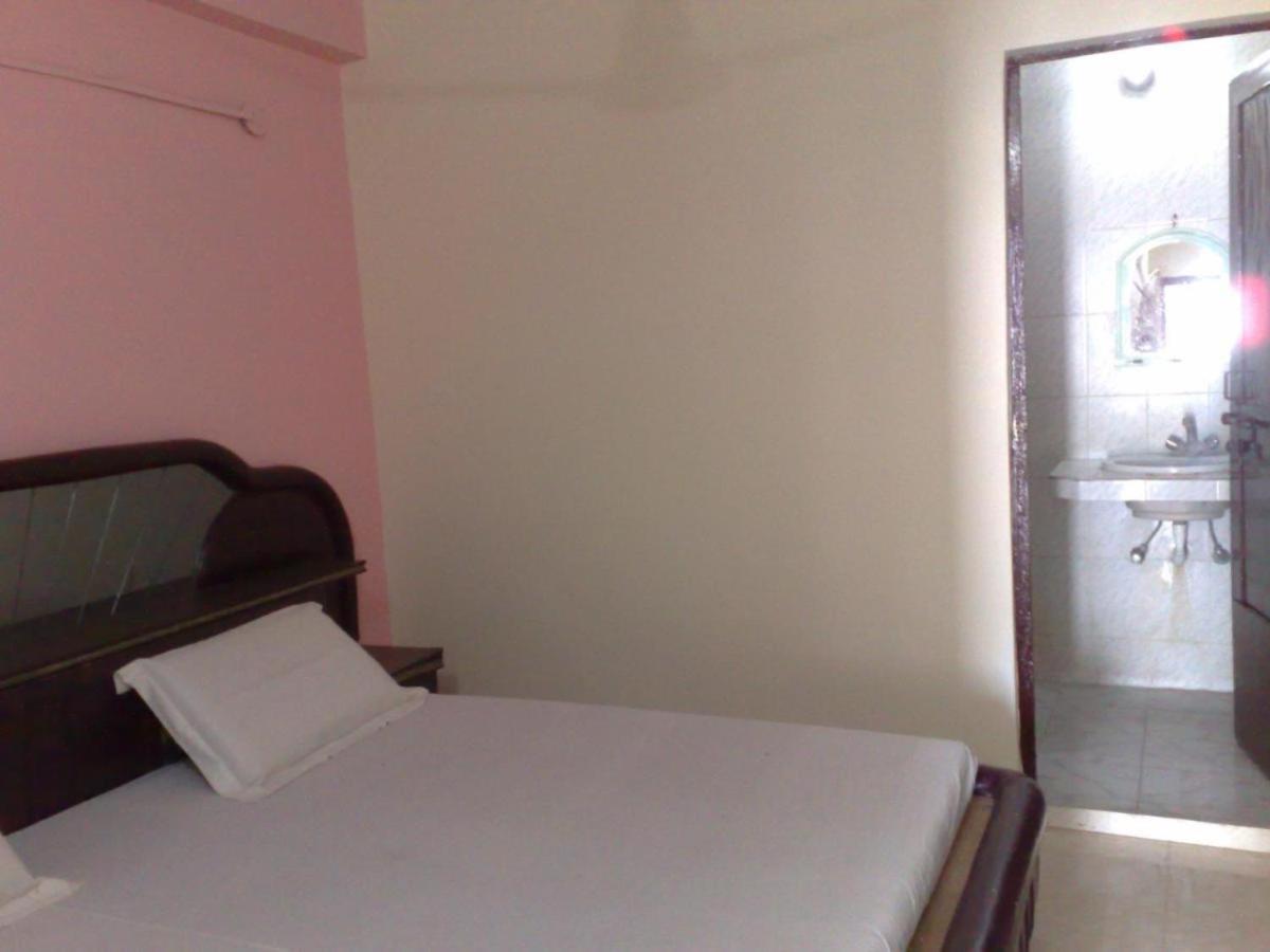 Grg Shanti Guest House Varanasi Exteriör bild